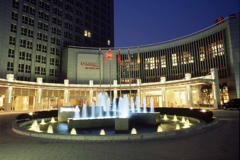 Ramada Plaza Shanghai Gateway Bagian luar foto