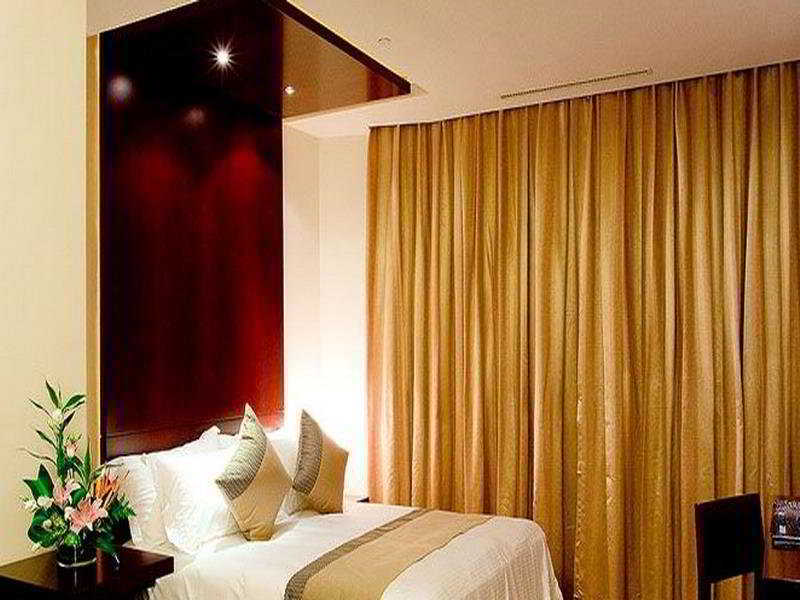 Ramada Plaza Shanghai Gateway Bagian luar foto
